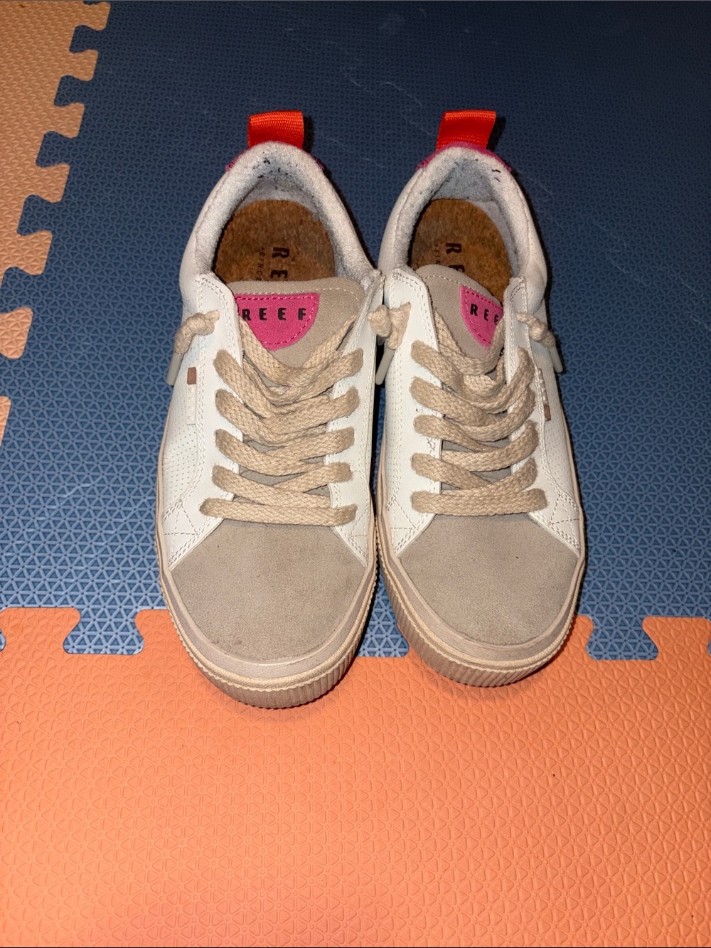 Reef Women’s White & Tan Sneakers with Pink Accent
